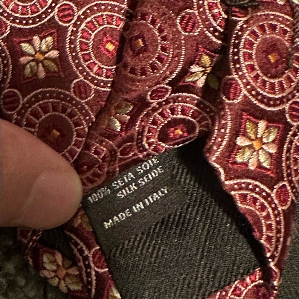 Canali 100% Silk Tie – Burgundy Geometric Pattern, Made in Italy - Picture 6 of 9